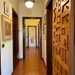 Сasa de vacaciones Grande Terrazzo E Ampio Giardino Tutto Per Voi